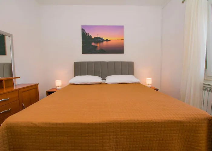 Kreso Apartamento *