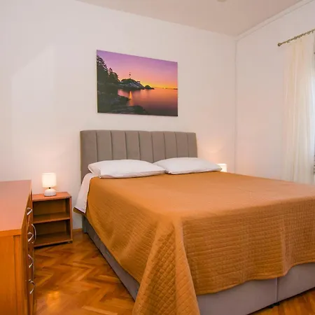 Apartment Kreso - 100 M From Sea Tkon